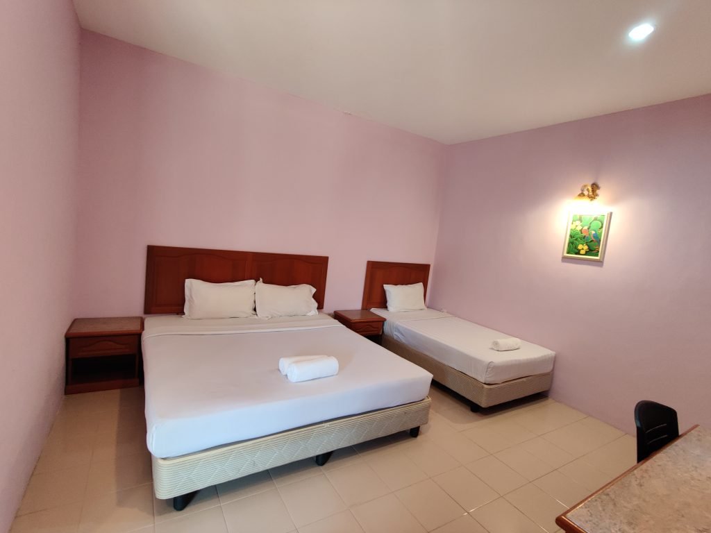 Taman Negara has Triple Sharing Room in Tekoma Resort
